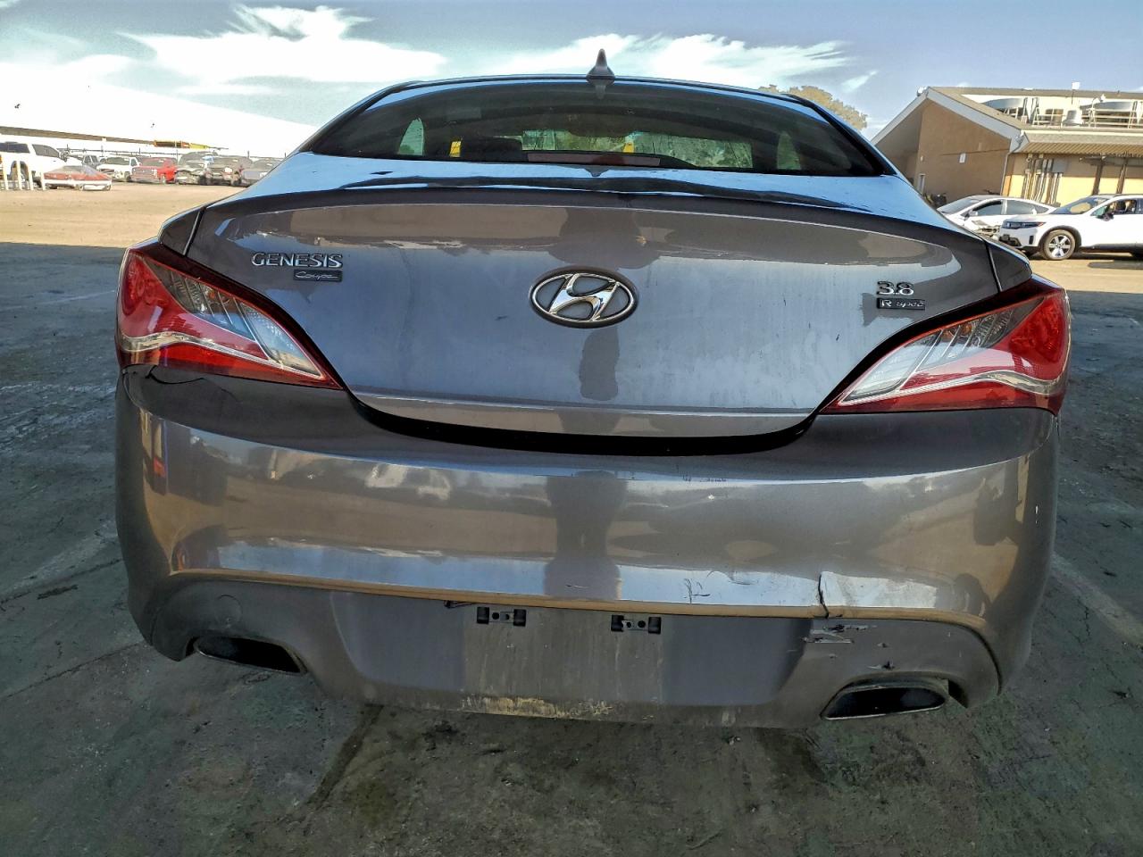 2013 Hyundai Genesis Coupe 3.8L VIN: KMHHU6KJ0DU098585 Lot: 96022385