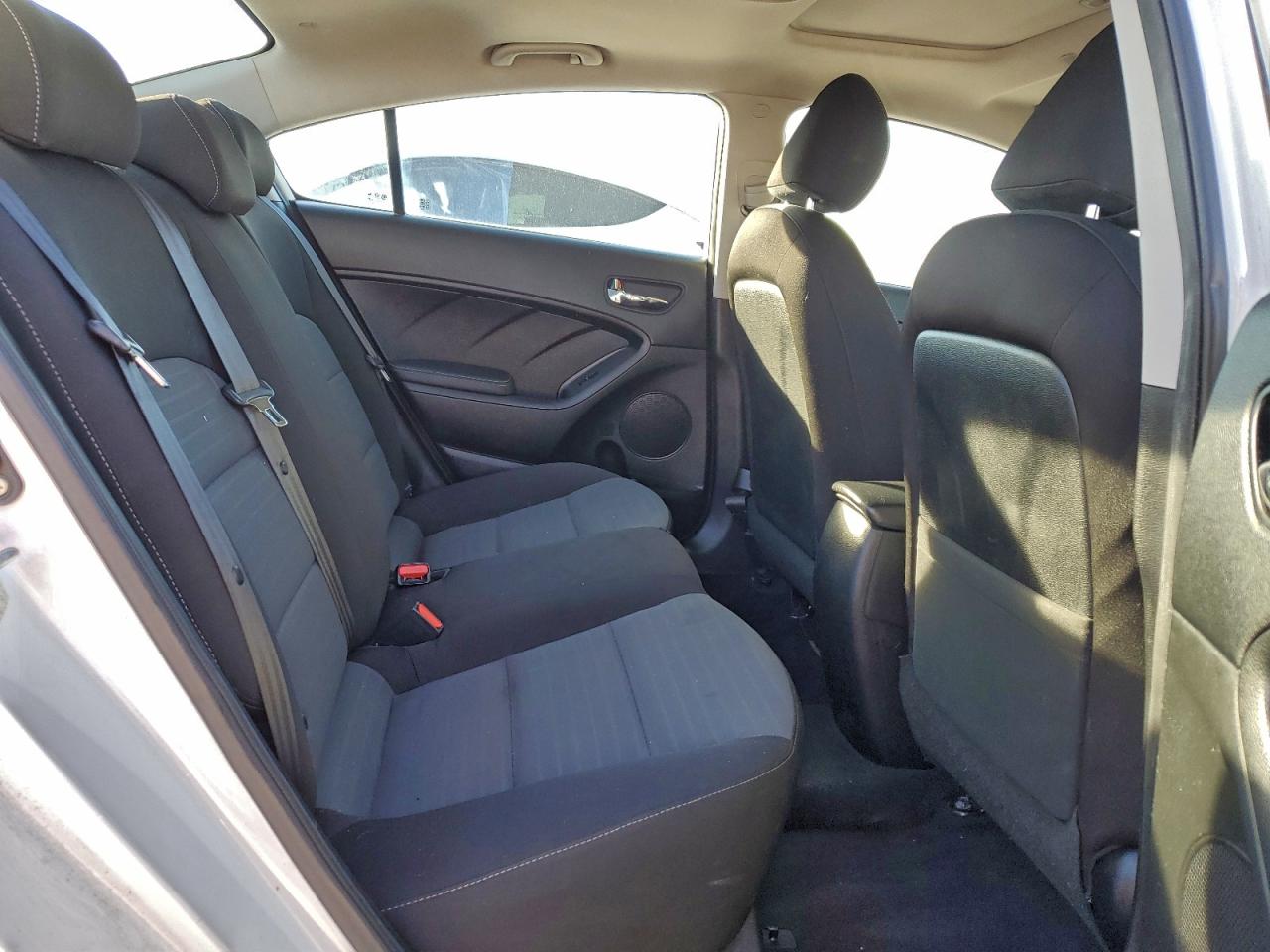 2018 Kia Forte Lx VIN: 3KPFL4A77JE267830 Lot: 95433615