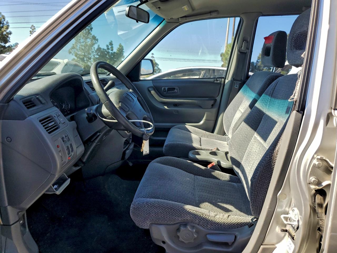 1998 Honda Cr-V Lx VIN: JHLRD2849WC015136 Lot: 95499205