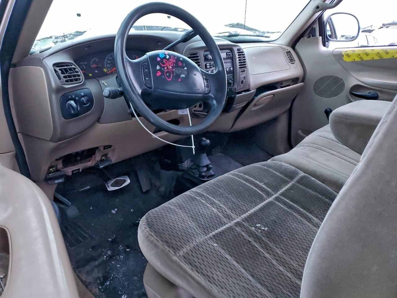 1998 Ford F150 VIN: 2FTZX18W4WCA76145 Lot: 93137335