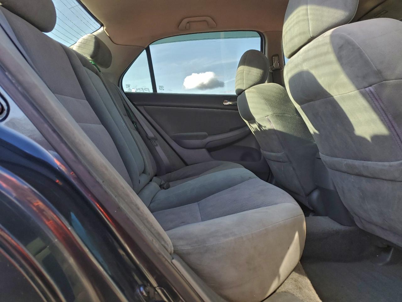 2003 Honda Accord Lx VIN: 3HGCM563X3G713232 Lot: 93441665