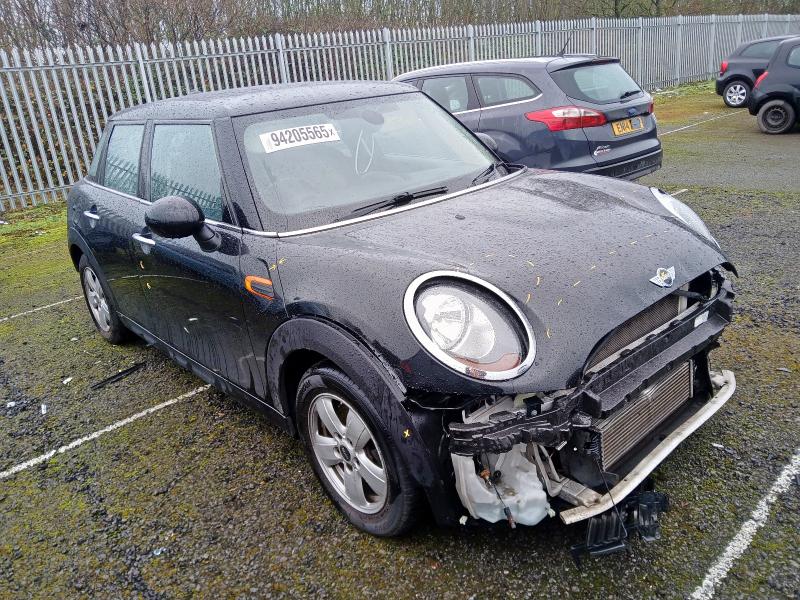 2017 MINI HATCHBACK 1.5 COOPER D 5DR