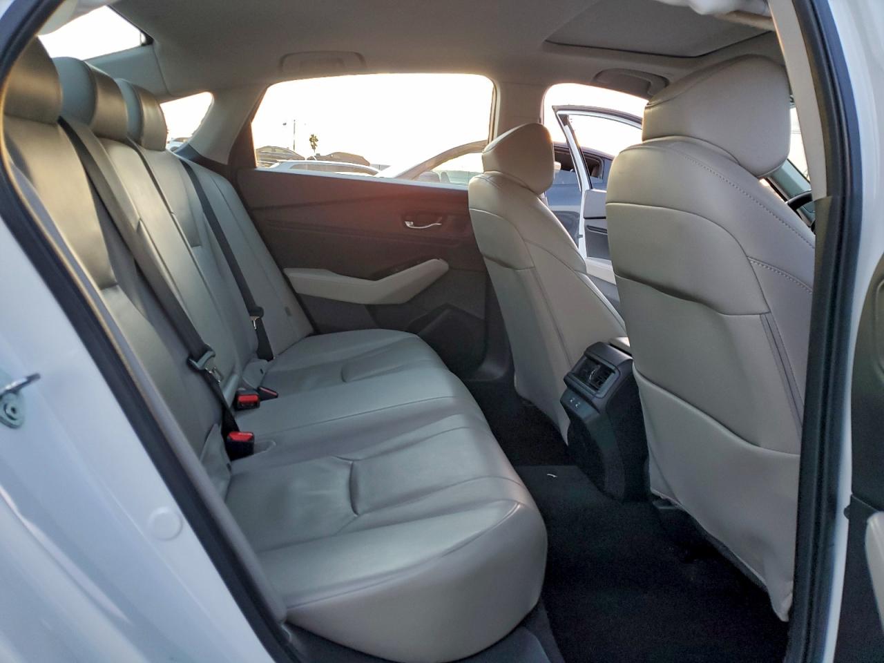 2024 Honda Accord Touring Hybrid VIN: 1HGCY2F86RA067869 Lot: 95187525