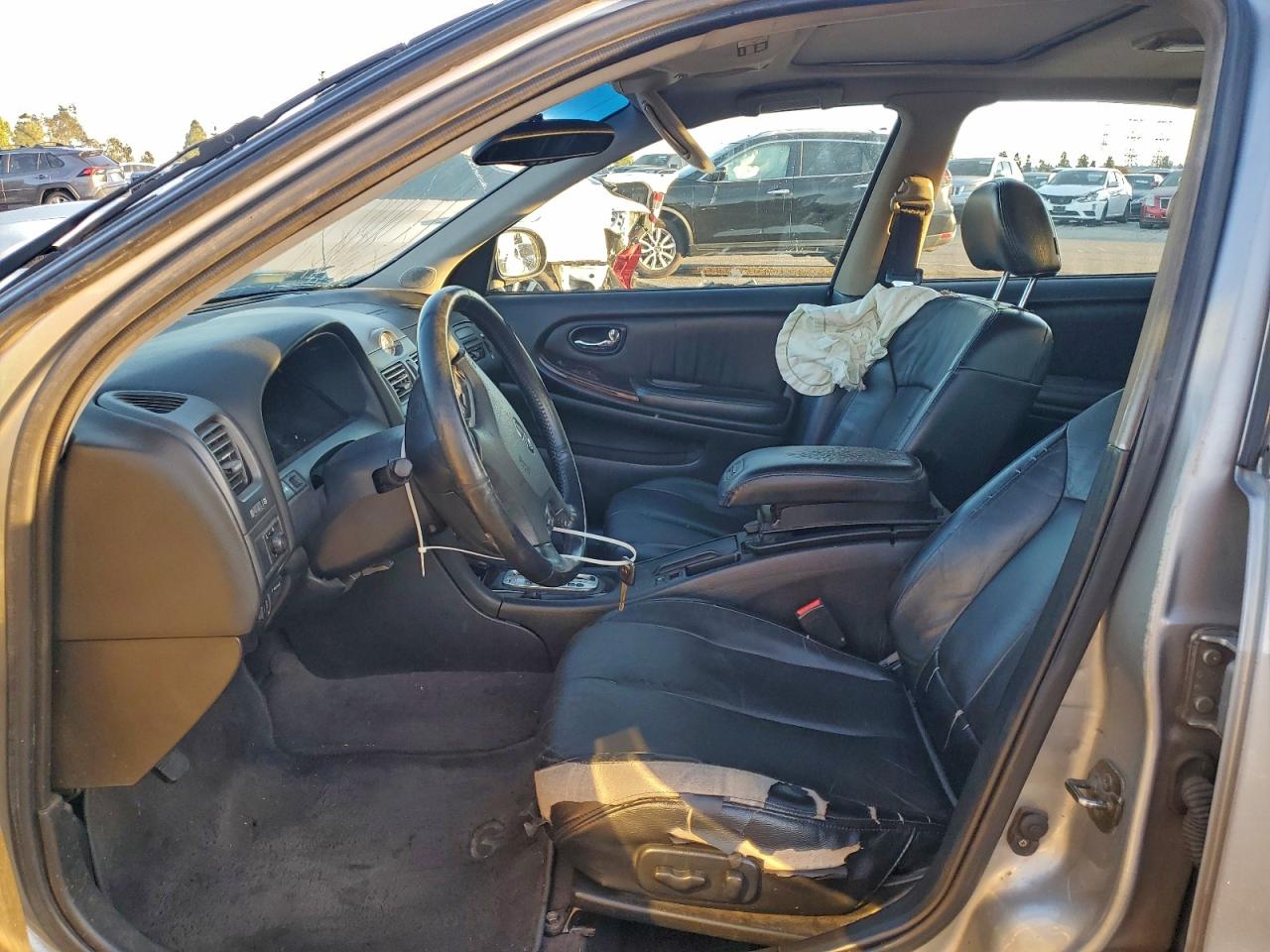 2001 Infiniti I30 VIN: JNKCA31A21T033003 Lot: 94305275