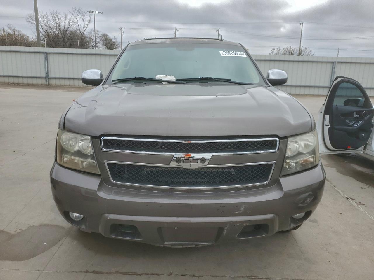 2014 Chevrolet Suburban C1500 Ltz VIN: 1GNSCKE02ER175929 Lot: 96506955