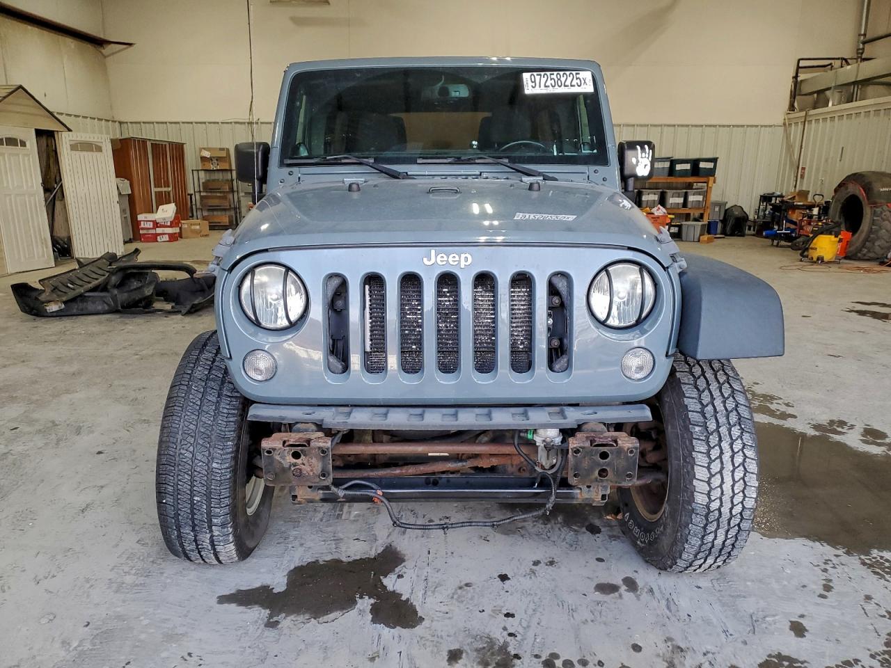 2014 Jeep Wrangler Unlimited Sport VIN: 1C4BJWDG3EL263802 Lot: 97258225