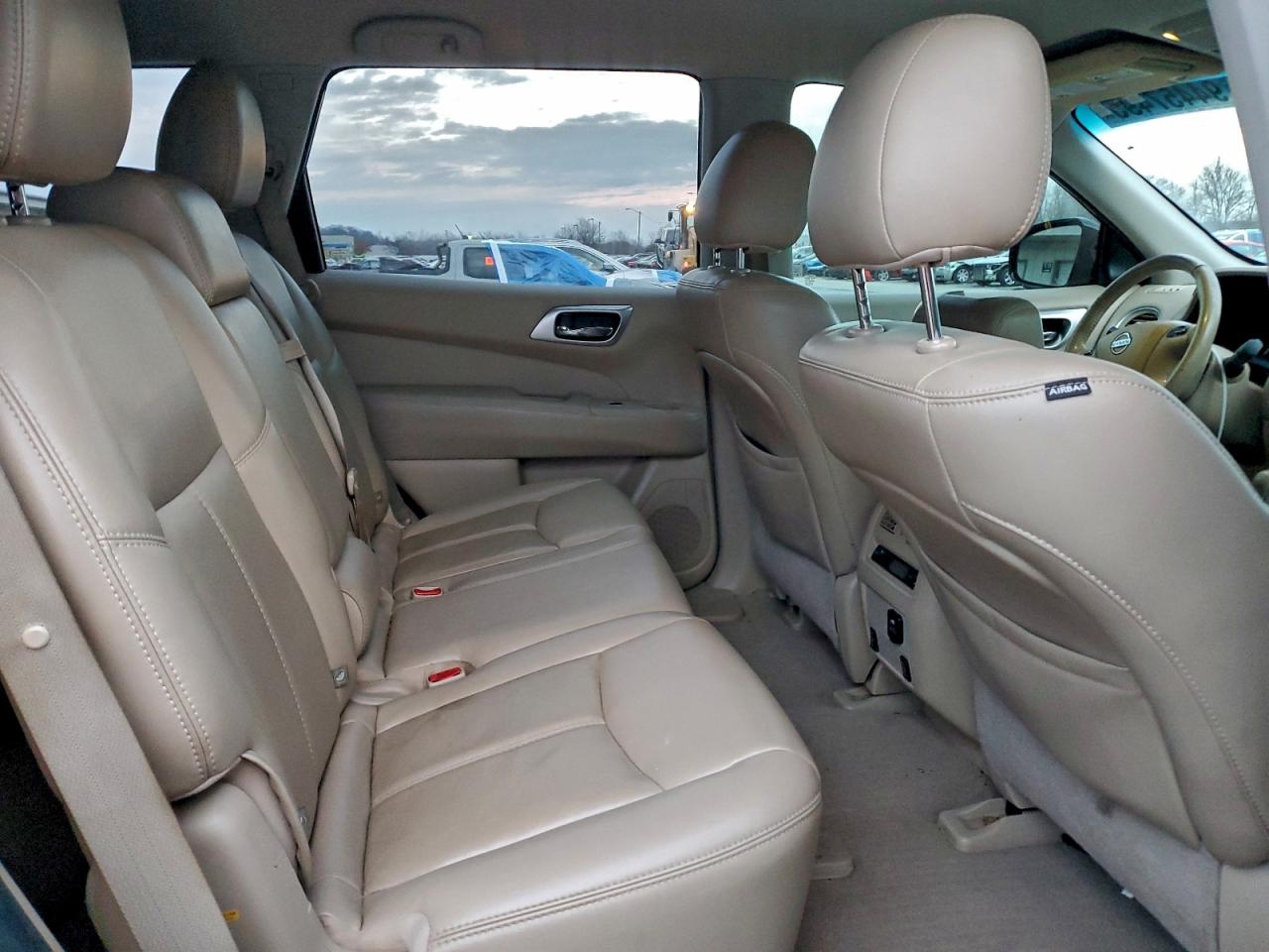 2015 Nissan Pathfinder S VIN: 5N1AR2MM8FC637918 Lot: 94457495