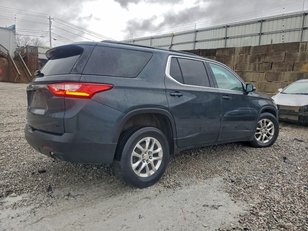 2019 Chevrolet Traverse Lt VIN: 1GNEVGKW6KJ205599 Lot: 97644365