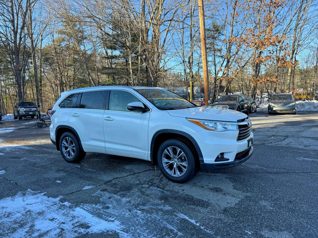 2014 Toyota Highlander Xle VIN: 5TDJKRFH3ES032123 Lot: 97600445