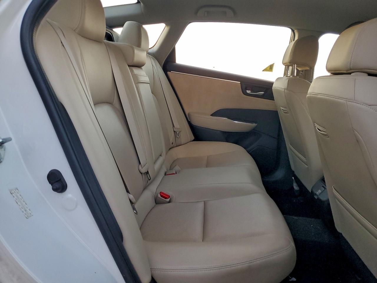 2018 Honda Clarity Touring VIN: JHMZC5F38JC002333 Lot: 94794965