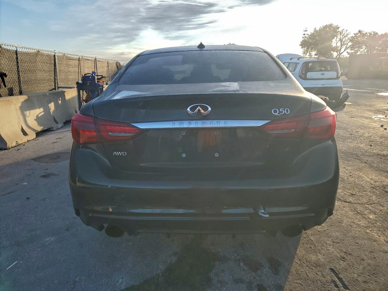 2018 Infiniti Q50 Luxe VIN: JN1EV7AR3JM433757 Lot: 94313475