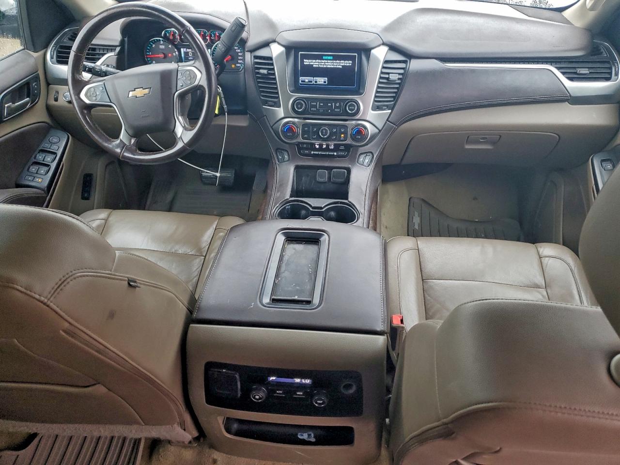 2017 Chevrolet Suburban C1500 Lt VIN: 1GNSCHKC0HR152591 Lot: 94637415