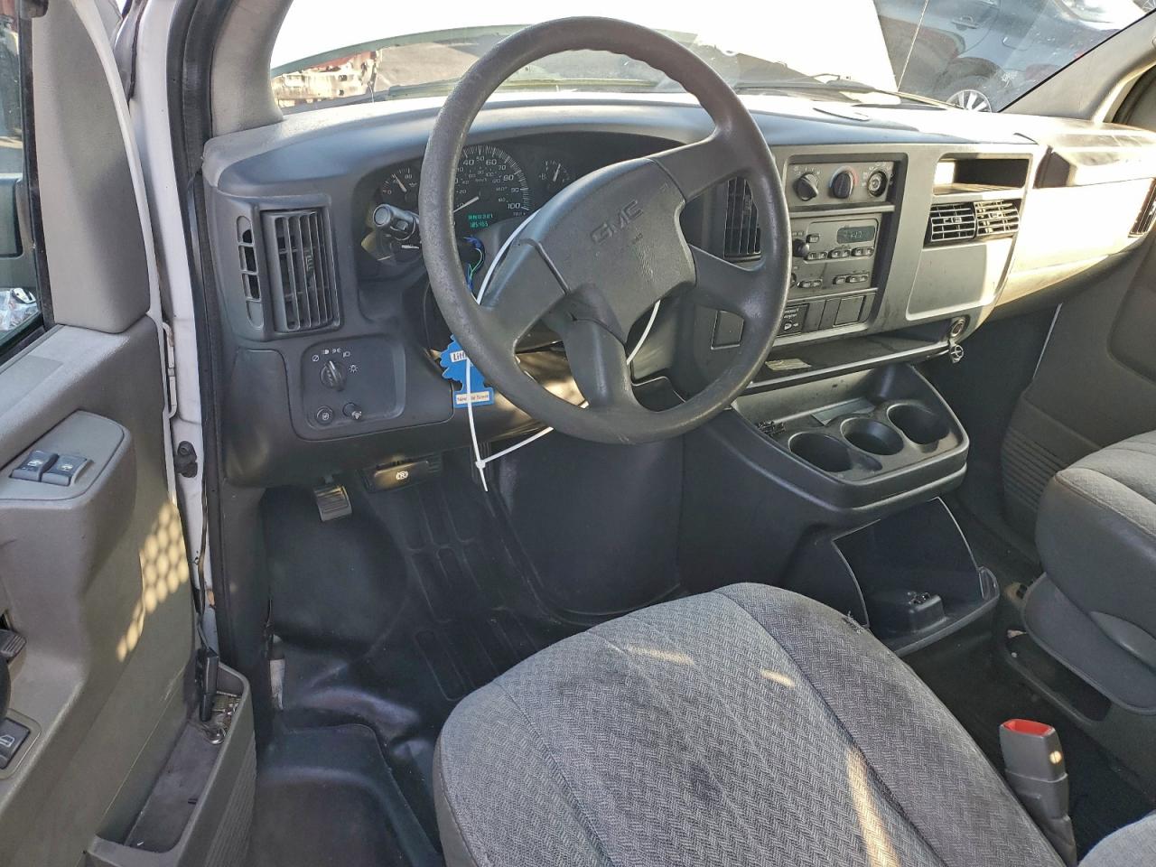 2004 GMC Savana G2500 VIN: 1GTGG25V741900484 Lot: 94323515