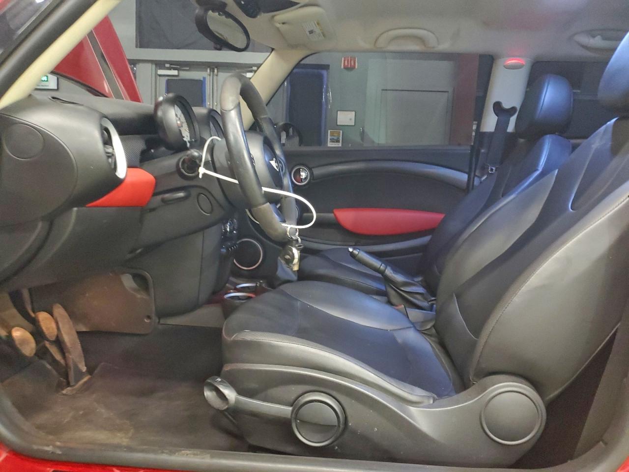 2013 Mini Cooper VIN: WMWSU3C55DT374899 Lot: 95313455