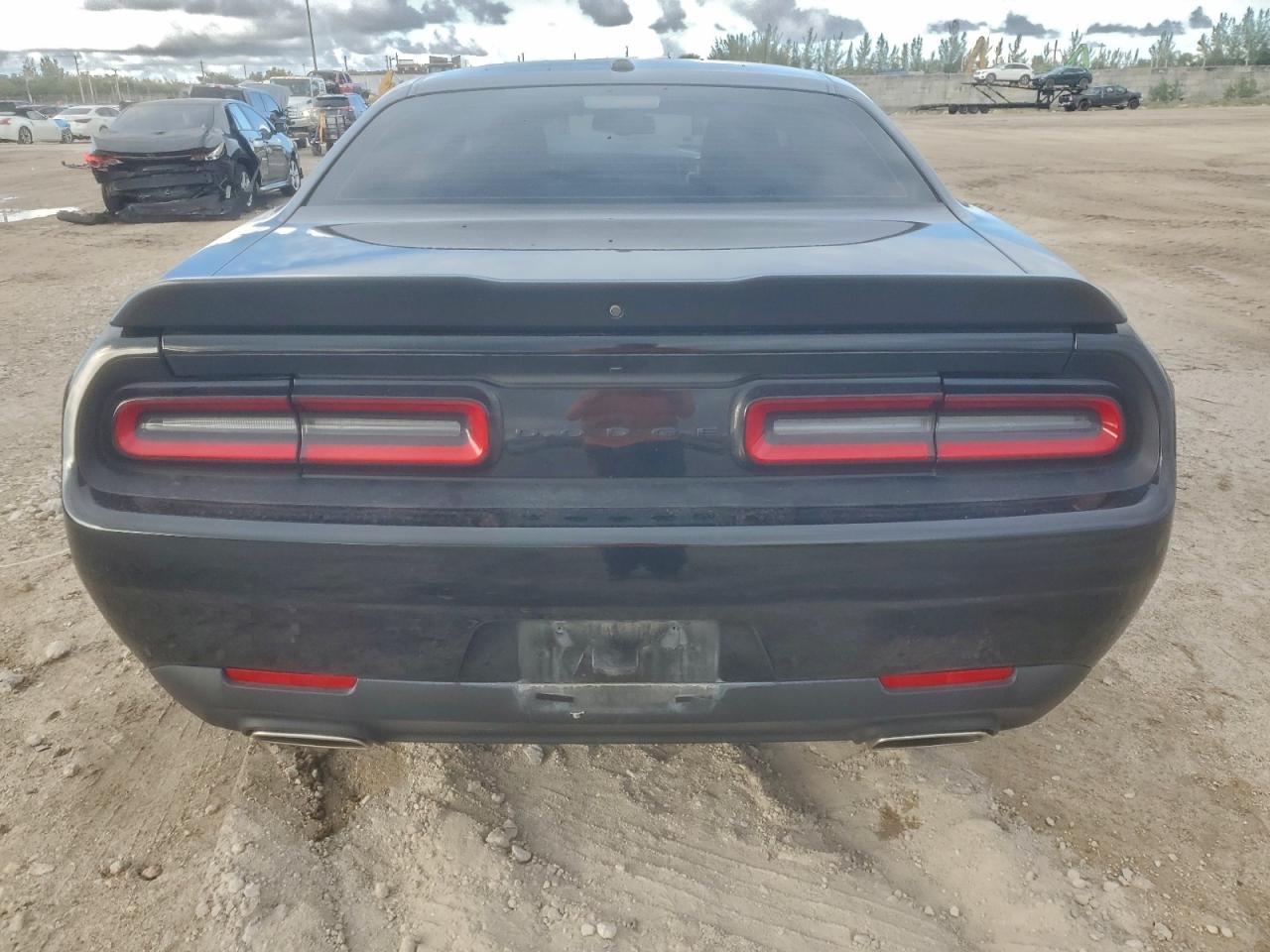 2022 Dodge Challenger Sxt VIN: 2C3CDZAG6NH215293 Lot: 95313395