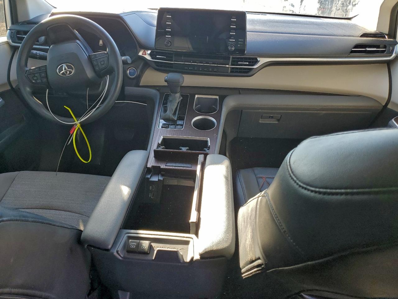 2023 Toyota Sienna Le VIN: 5TDKRKEC1PS169500 Lot: 95214075