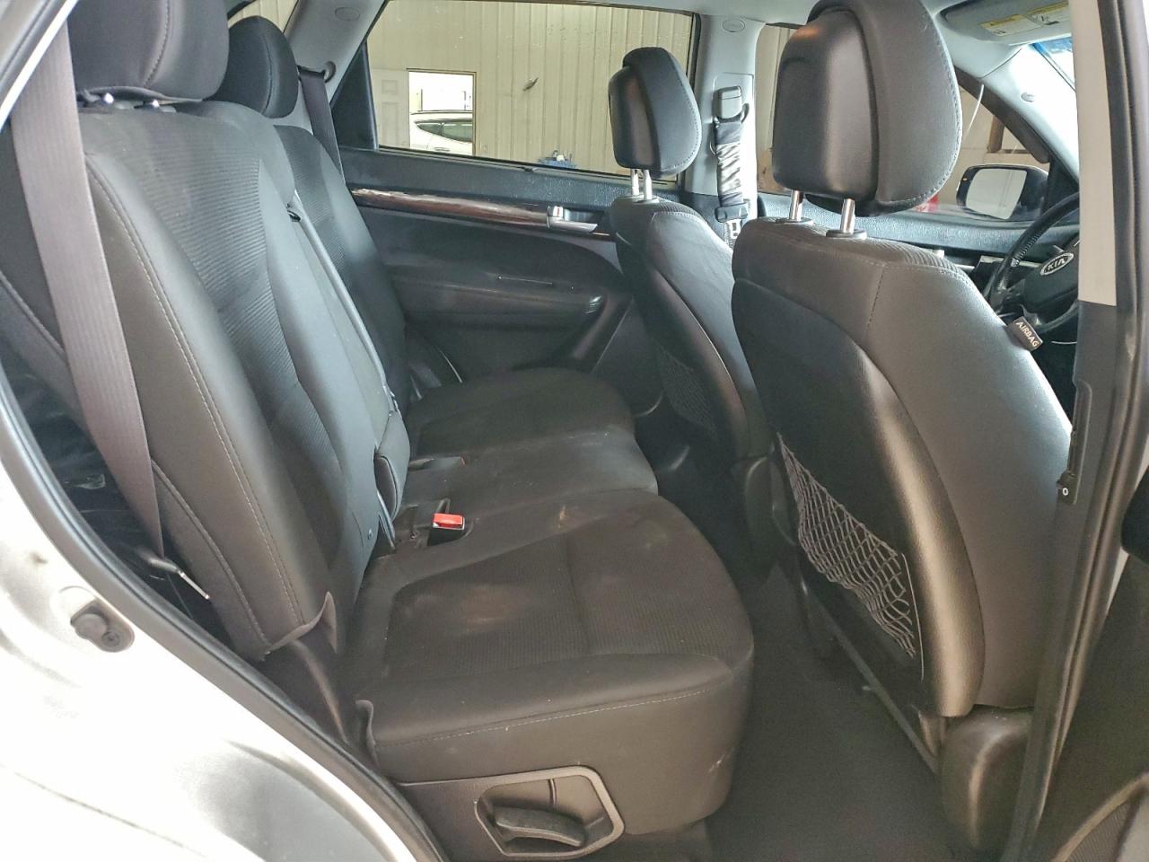 2015 Kia Sorento Lx VIN: 5XYKTDA62FG555948 Lot: 94883405