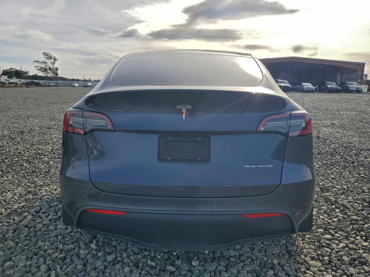 2021 Tesla Model Y VIN: 5YJYGDEE2MF257355 Lot: 95670705