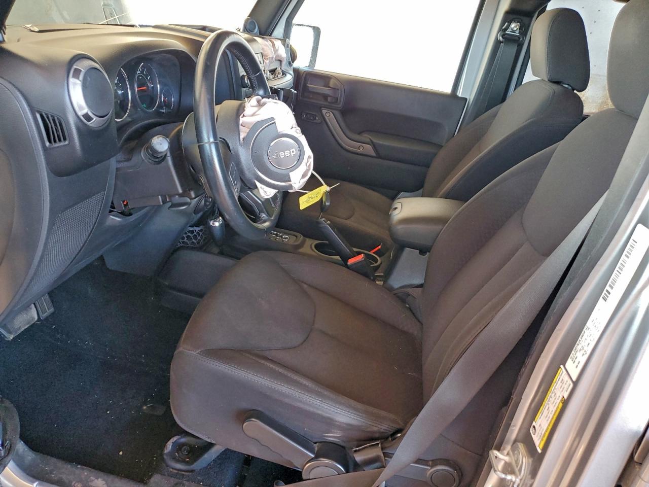 2013 Jeep Wrangler Unlimited Sport VIN: 1C4BJWDG4DL642998 Lot: 96710245