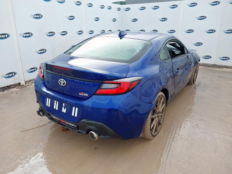 2024 TOYOTA GR86 2.4 D-4S 2DR