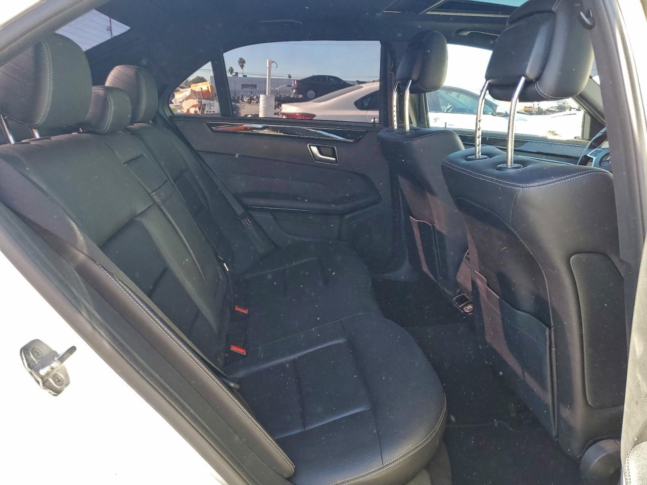 2016 Mercedes-Benz E 350 VIN: WDDHF5KB5GB251579 Lot: 96670255