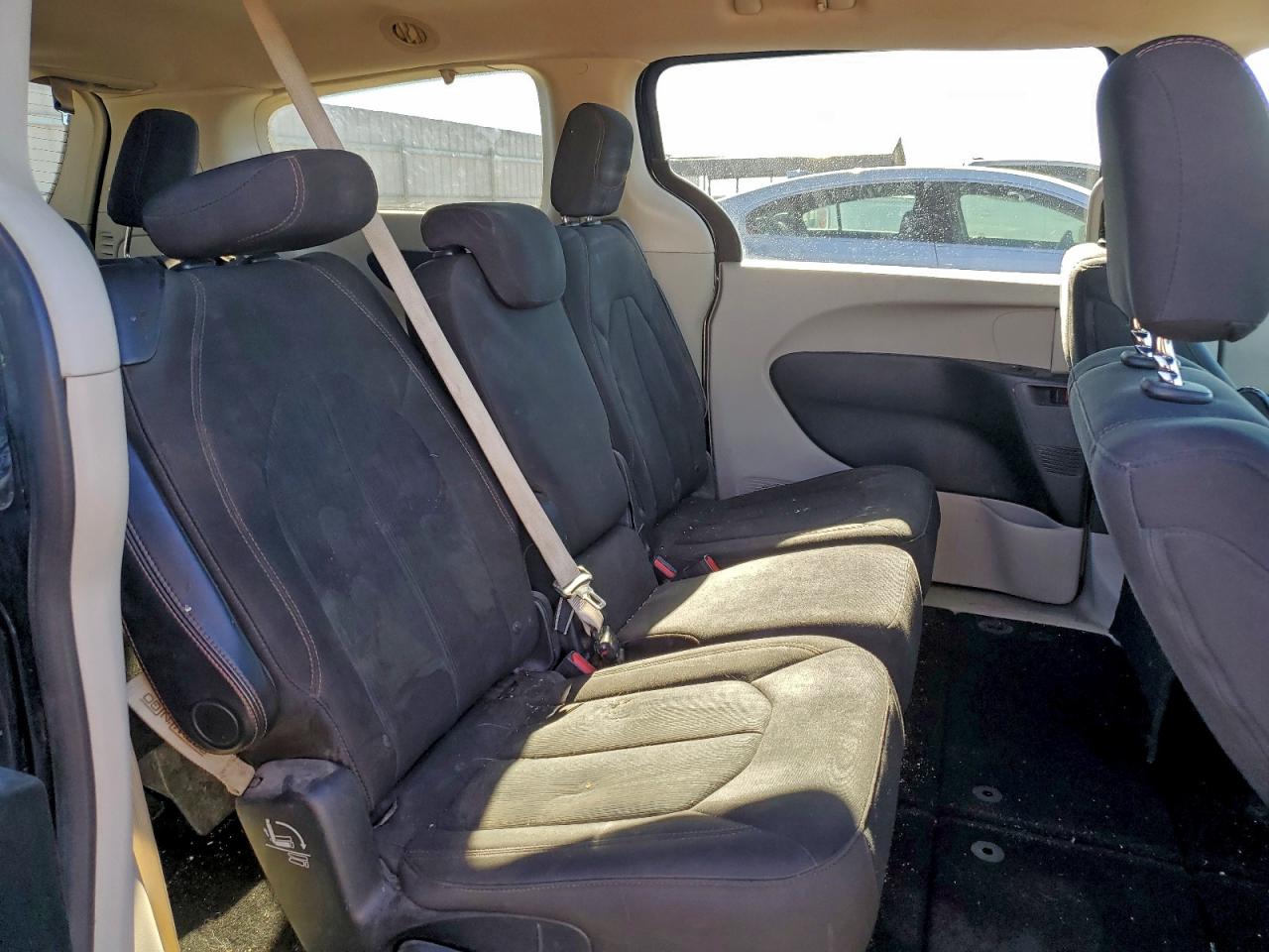 2017 Chrysler Pacifica Touring VIN: 2C4RC1DG1HR840494 Lot: 96825935