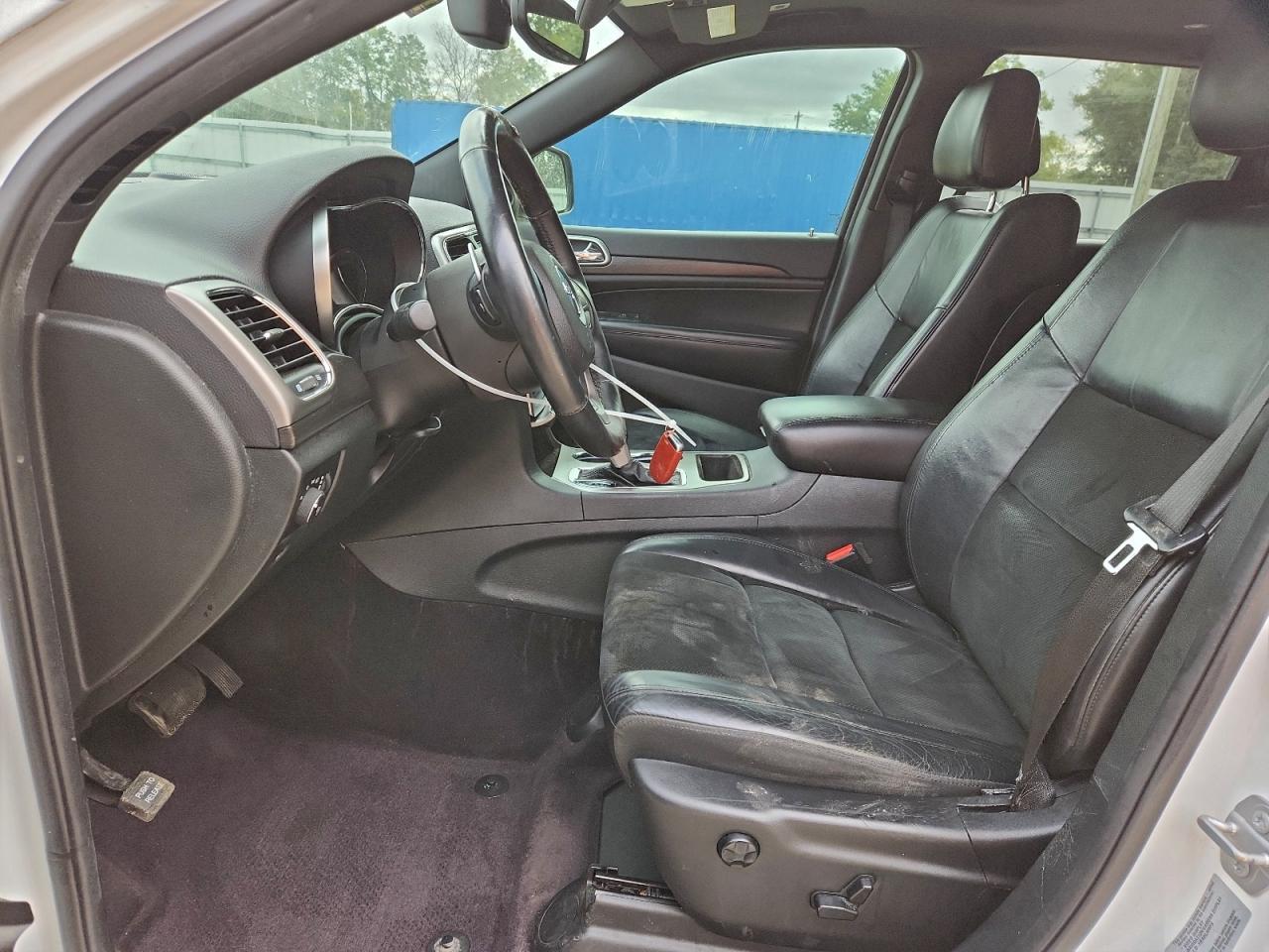 2017 Jeep Grand Cherokee Laredo VIN: 1C4RJEAGXHC745765 Lot: 94114215