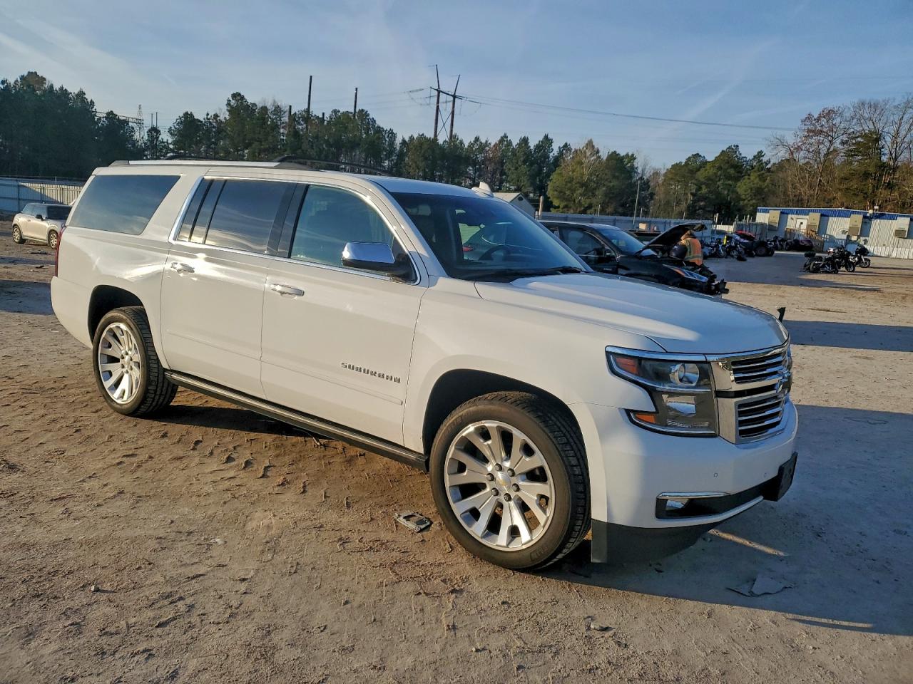 2017 Chevrolet Suburban K1500 Premier VIN: 1GNSKJKC9HR136867 Lot: 96105775