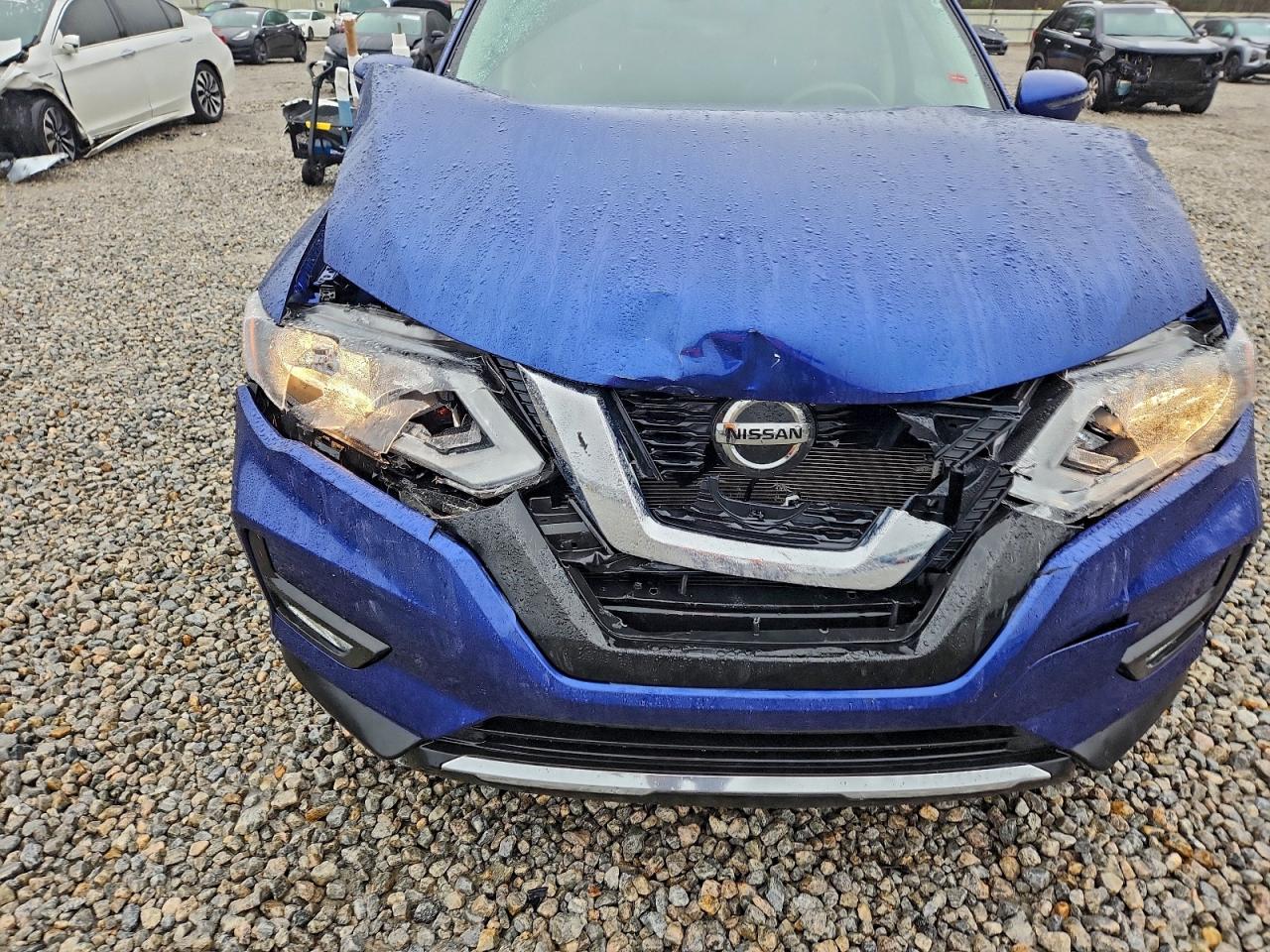 2018 Nissan Rogue S VIN: JN8AT2MT3JW461403 Lot: 94595155