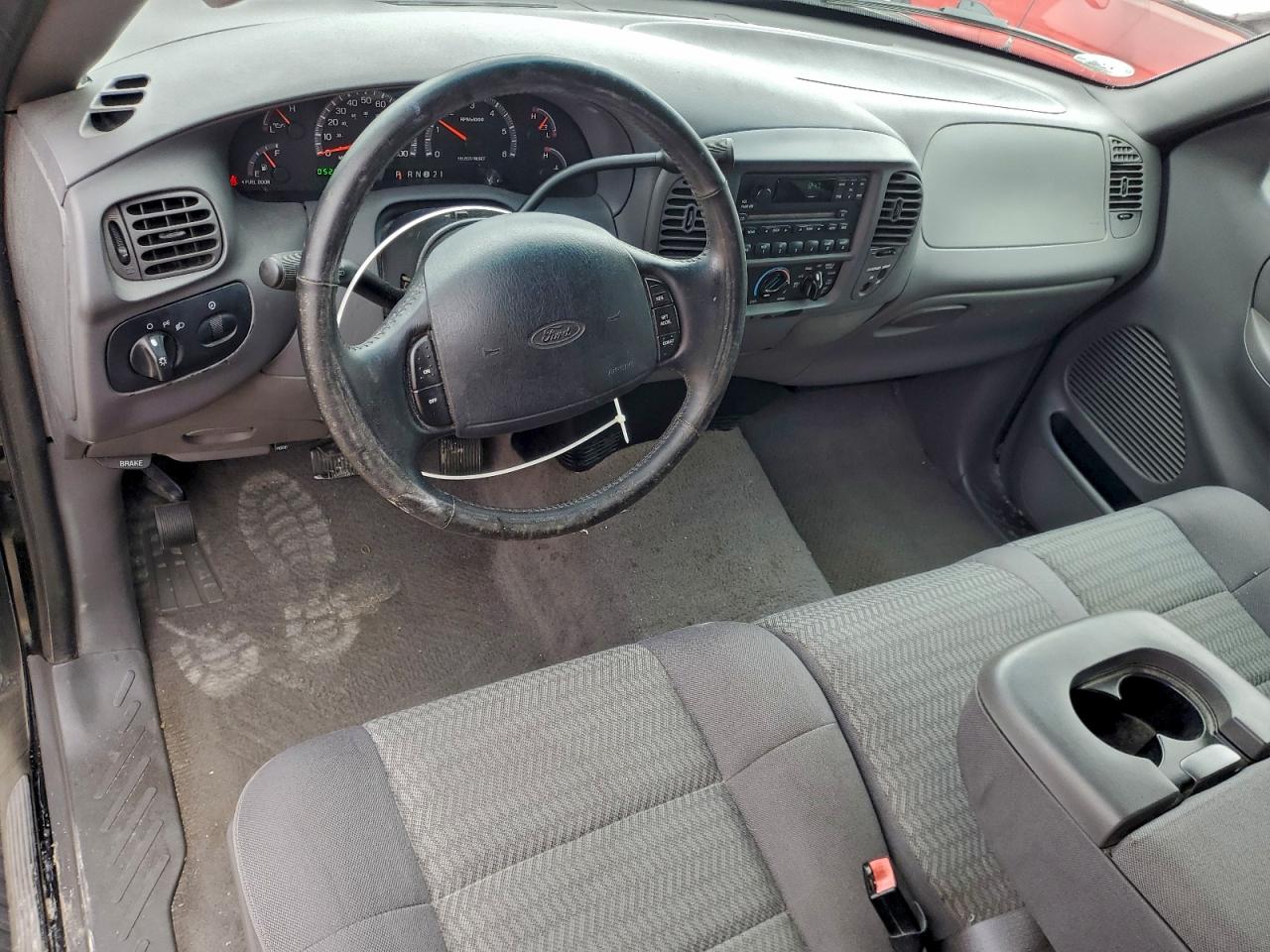 2002 Ford F150 VIN: 1FTRX17252NB05428 Lot: 96001825