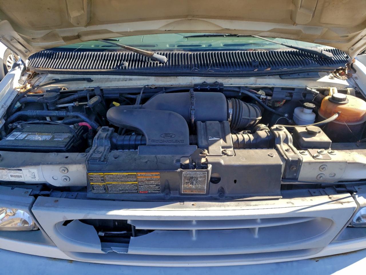 2000 Ford Econoline E250 Van VIN: 1FTNE24L3YHA19226 Lot: 96314245