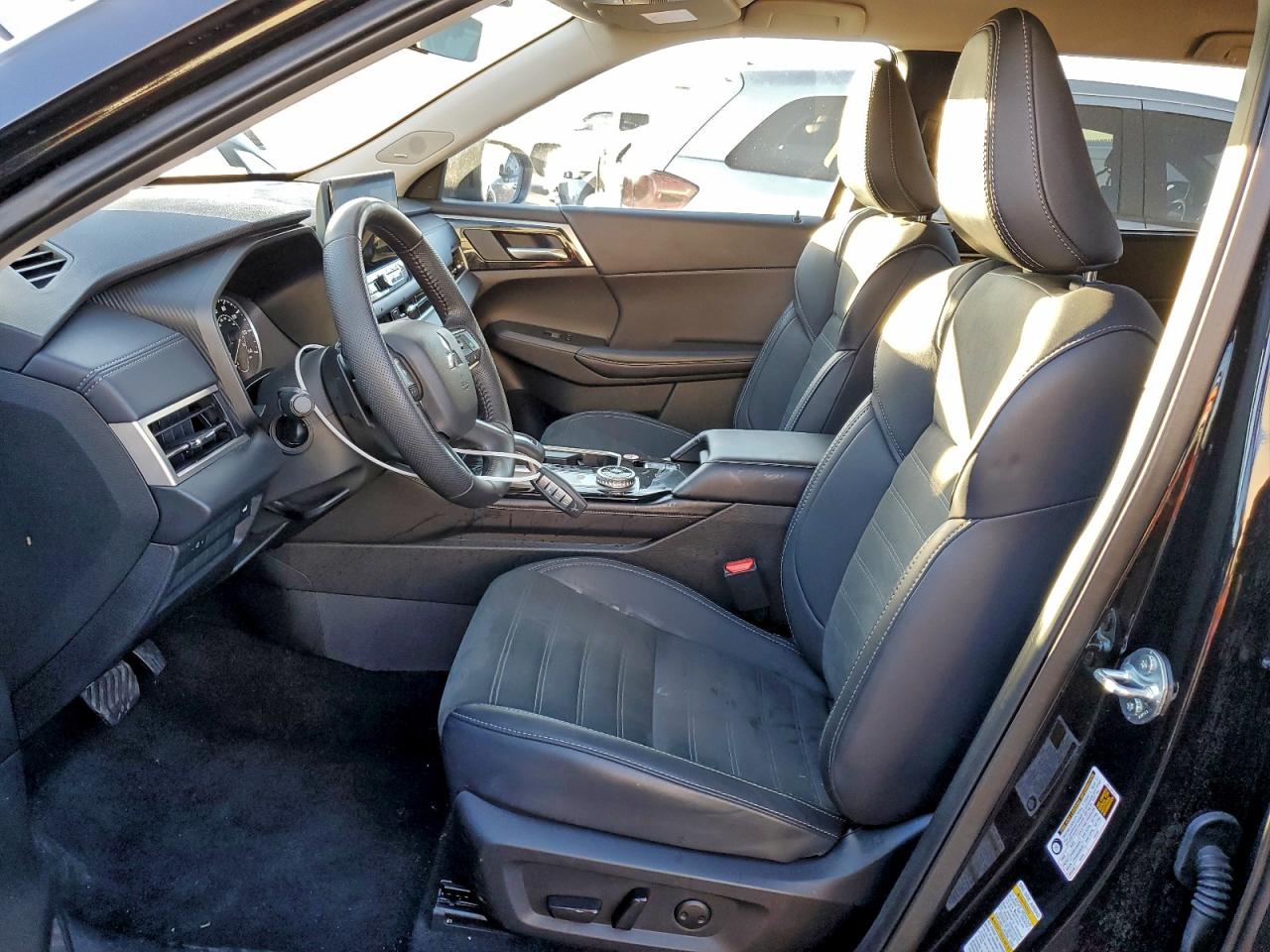 2025 Mitsubishi Outlander Se VIN: JA4J3VA85SZ030231 Lot: 96159525