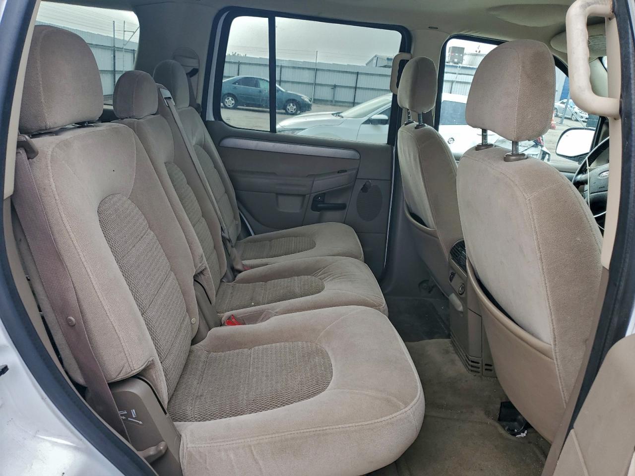 2004 Ford Explorer Xlt VIN: 1FMDU73W54ZA10390 Lot: 94168555