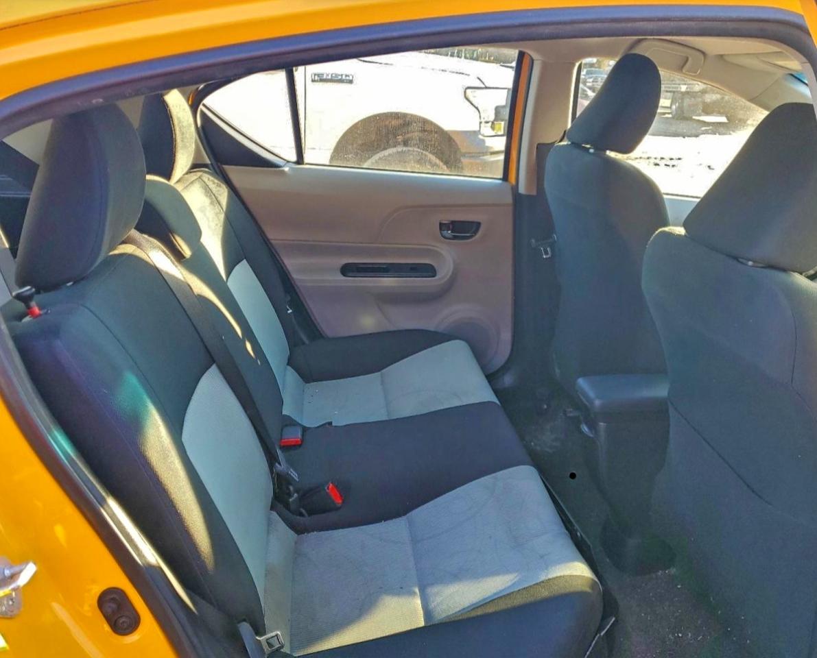 2014 Toyota Prius C VIN: JTDKDTB37E1061630 Lot: 96163935