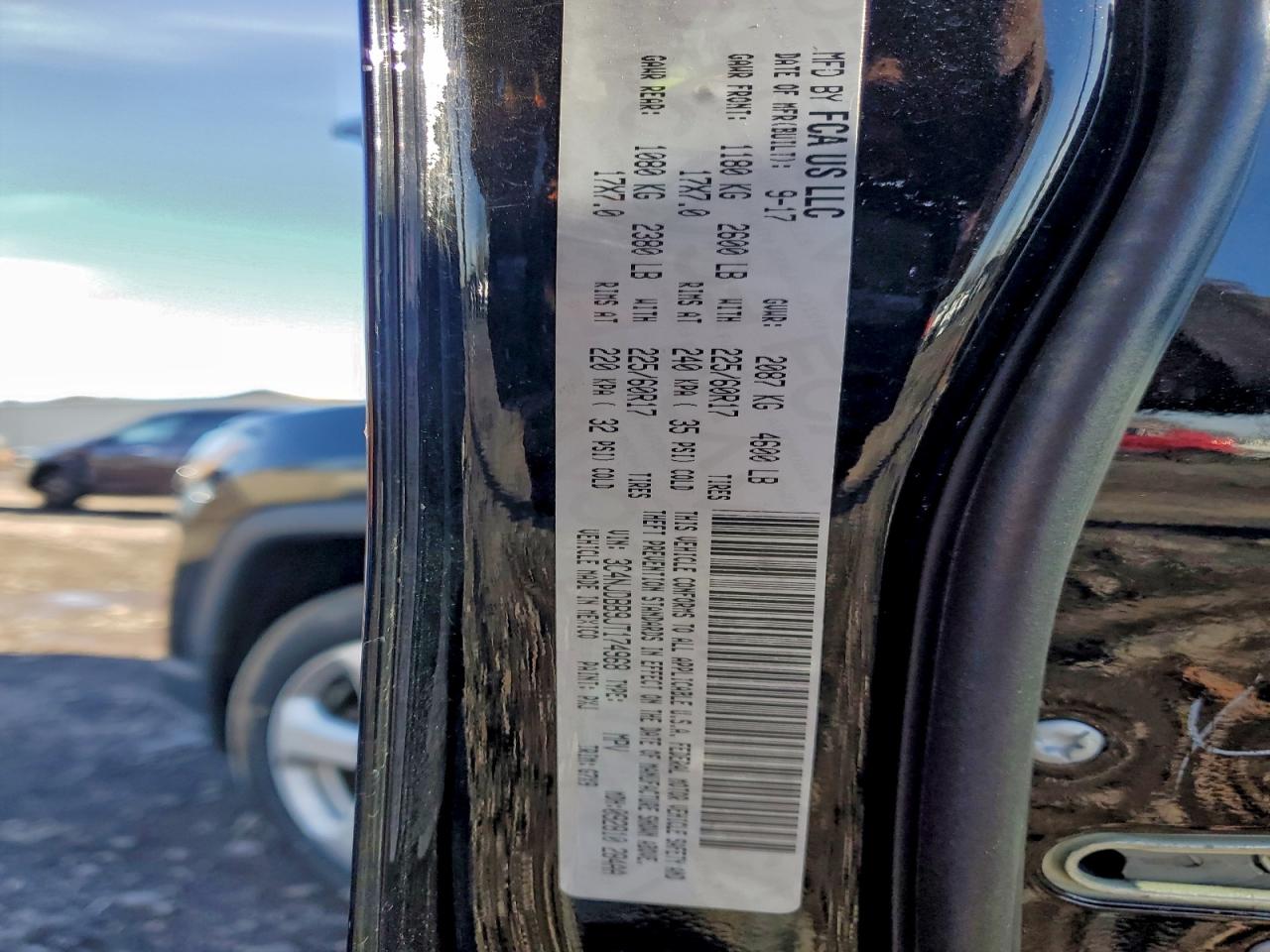 2018 Jeep Compass Latitude VIN: 3C4NJDBB9JT174968 Lot: 95082415