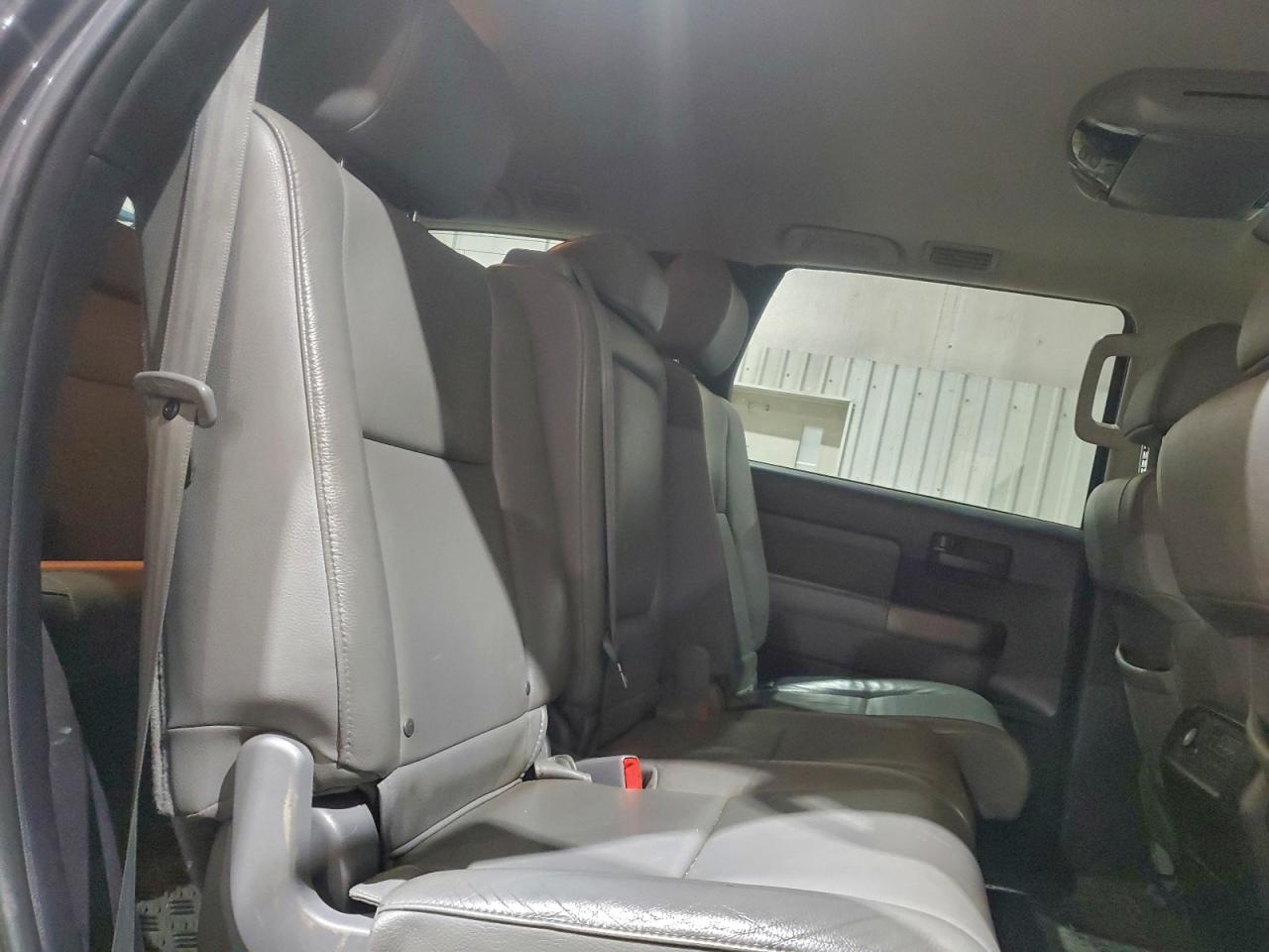 2015 Toyota Sequoia Sr5 VIN: 5TDZY5G11FS058913 Lot: 95148785