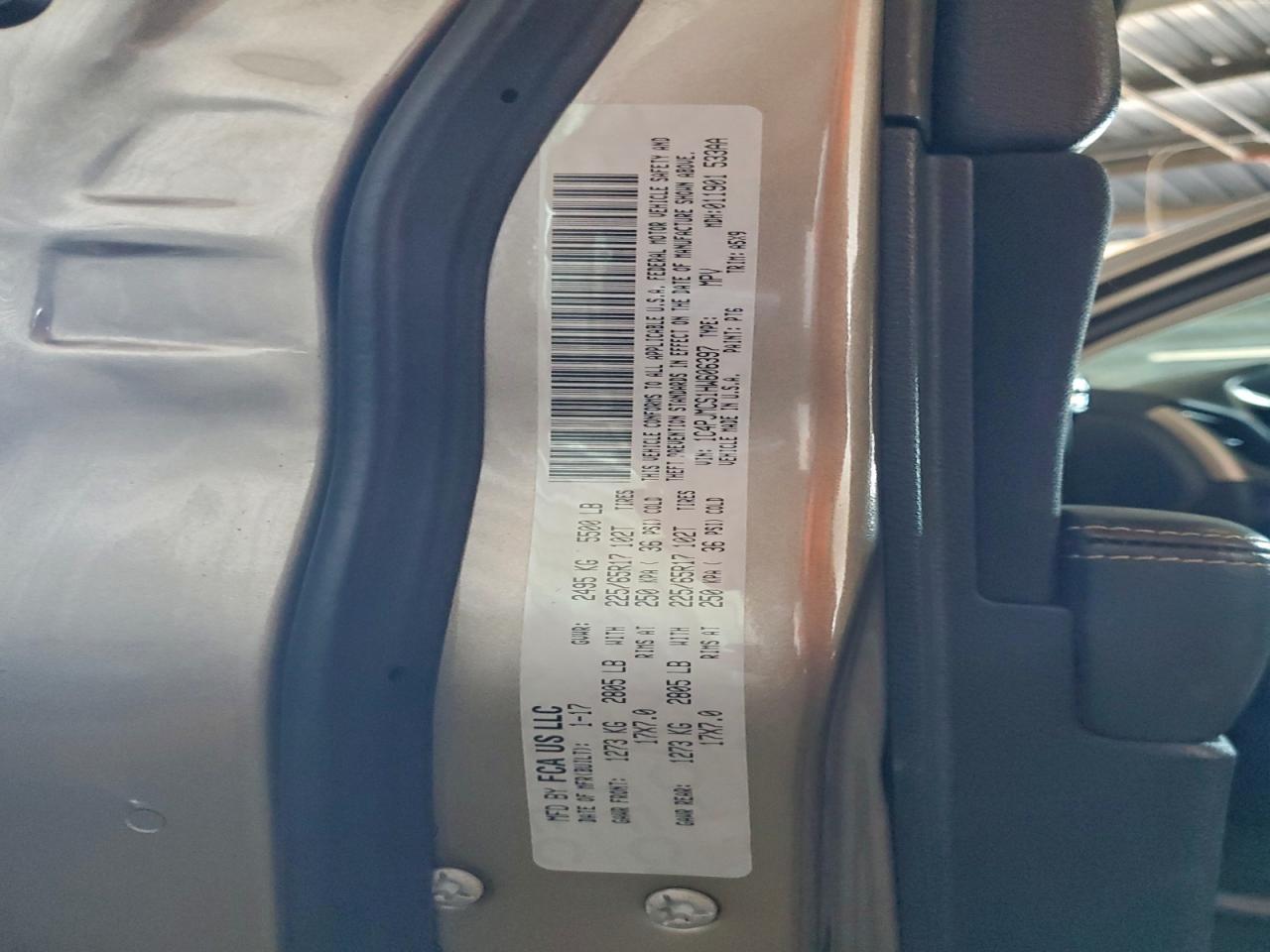 2017 Jeep Cherokee Latitude VIN: 1C4PJMCS1HW606397 Lot: 95024775