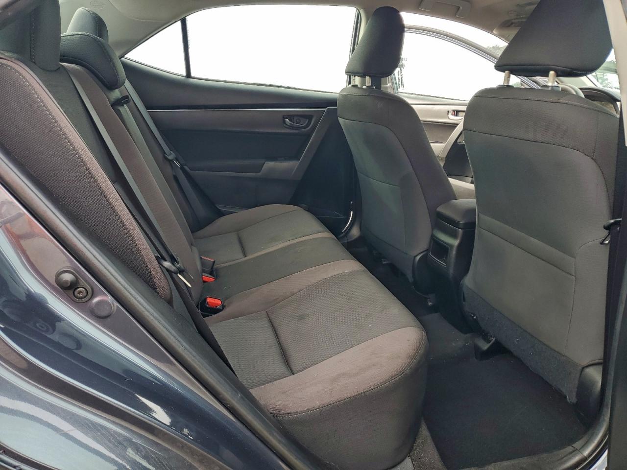 2019 Toyota Corolla L VIN: 5YFBURHEXKP910197 Lot: 94784025