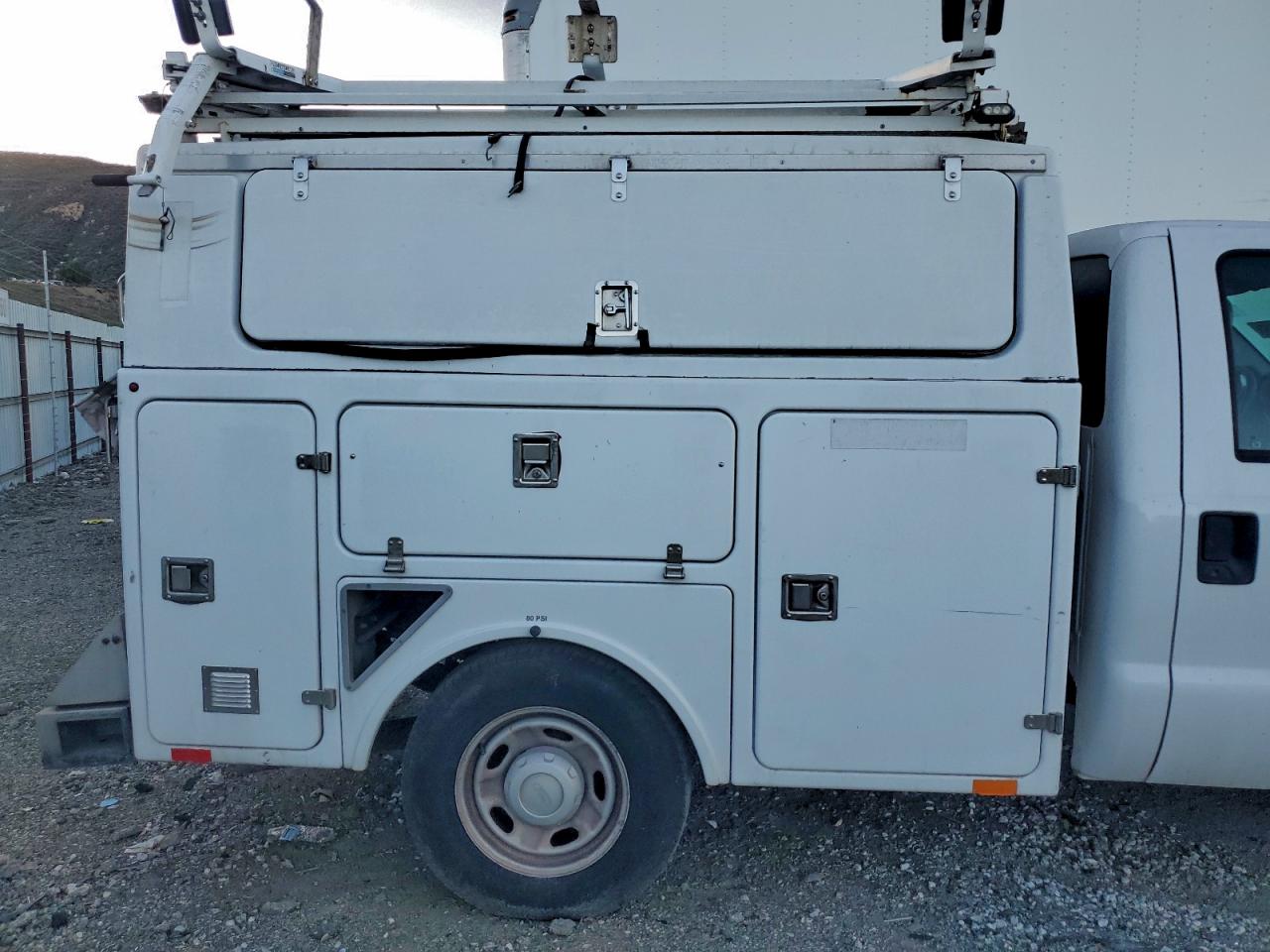 2013 Ford F350 Super Duty Utility / Service Truck VIN: 1FDRF3A64DEB92618 Lot: 64669505