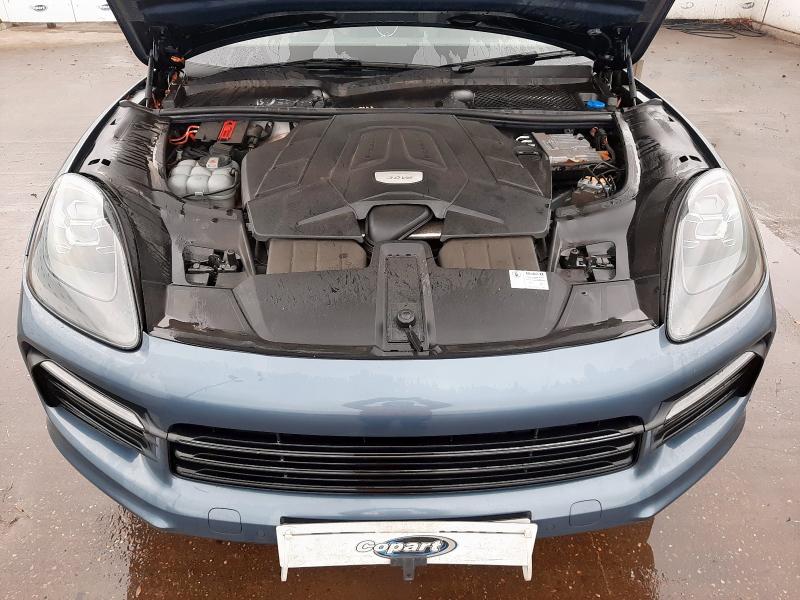 2018 PORSCHE CAYENNE 5DR TIPTRONIC S