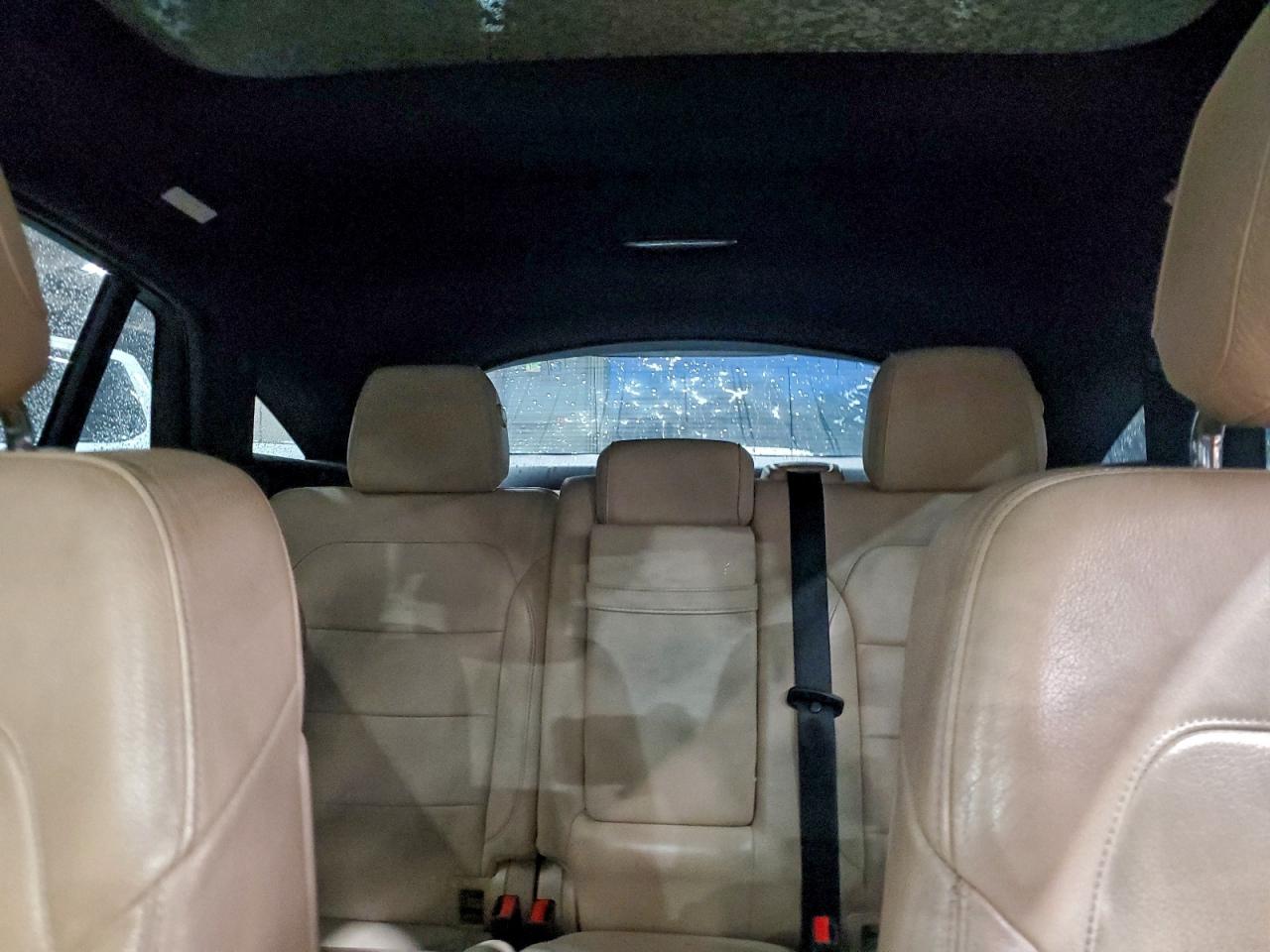 Фото: 4JGED6EBXHA056424