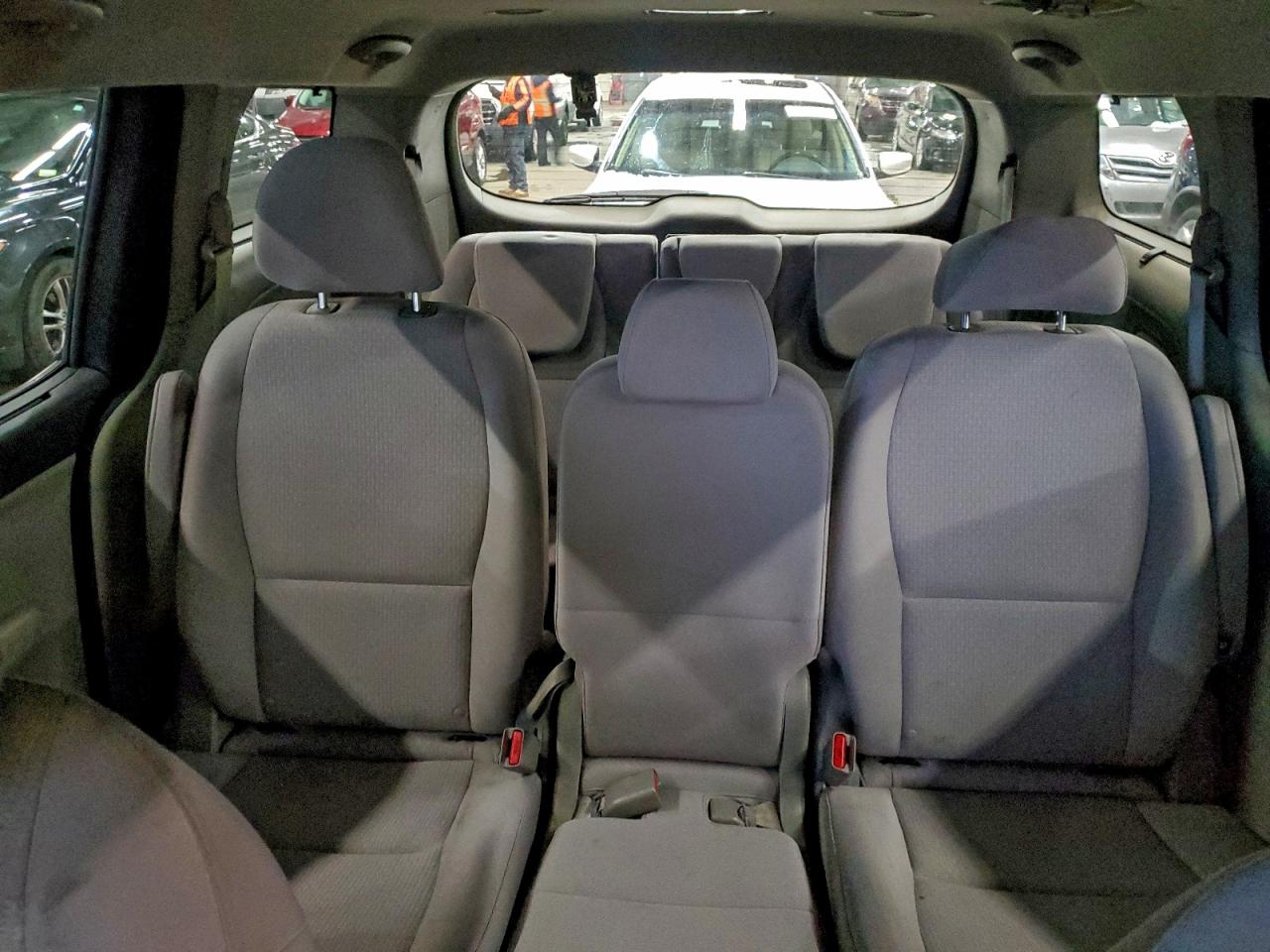 2016 Kia Sedona Lx VIN: KNDMB5C10G6176132 Lot: 95694545