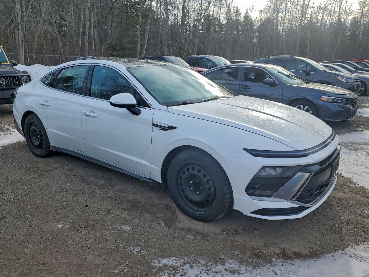 2024 Hyundai Sonata Preferred-Trend VIN: KMHL44JA4RA415762 Lot: 97843515