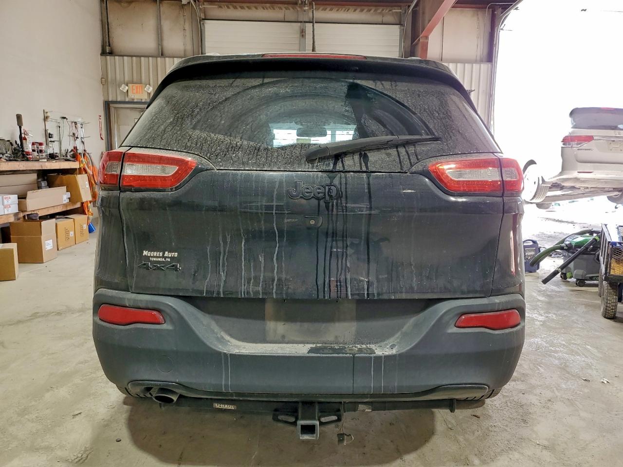 2016 Jeep Cherokee Latitude VIN: 1C4PJMCB8GW109202 Lot: 96310305