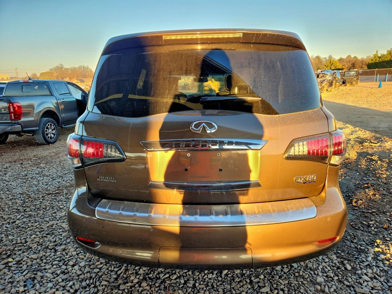 2017 Infiniti Qx80 Base VIN: JN8AZ2NE4H9153275 Lot: 96260675