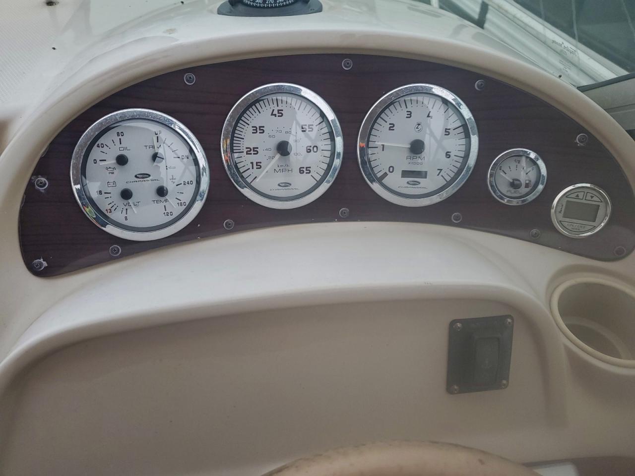 2003 Chaparral Boat VIN: FGBC10961304 Lot: 95768135