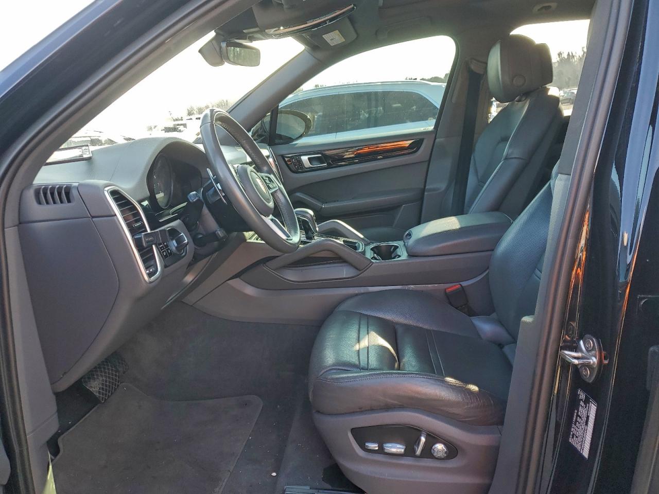 2020 Porsche Cayenne VIN: WP1AA2AY2LDA04192 Lot: 89684875