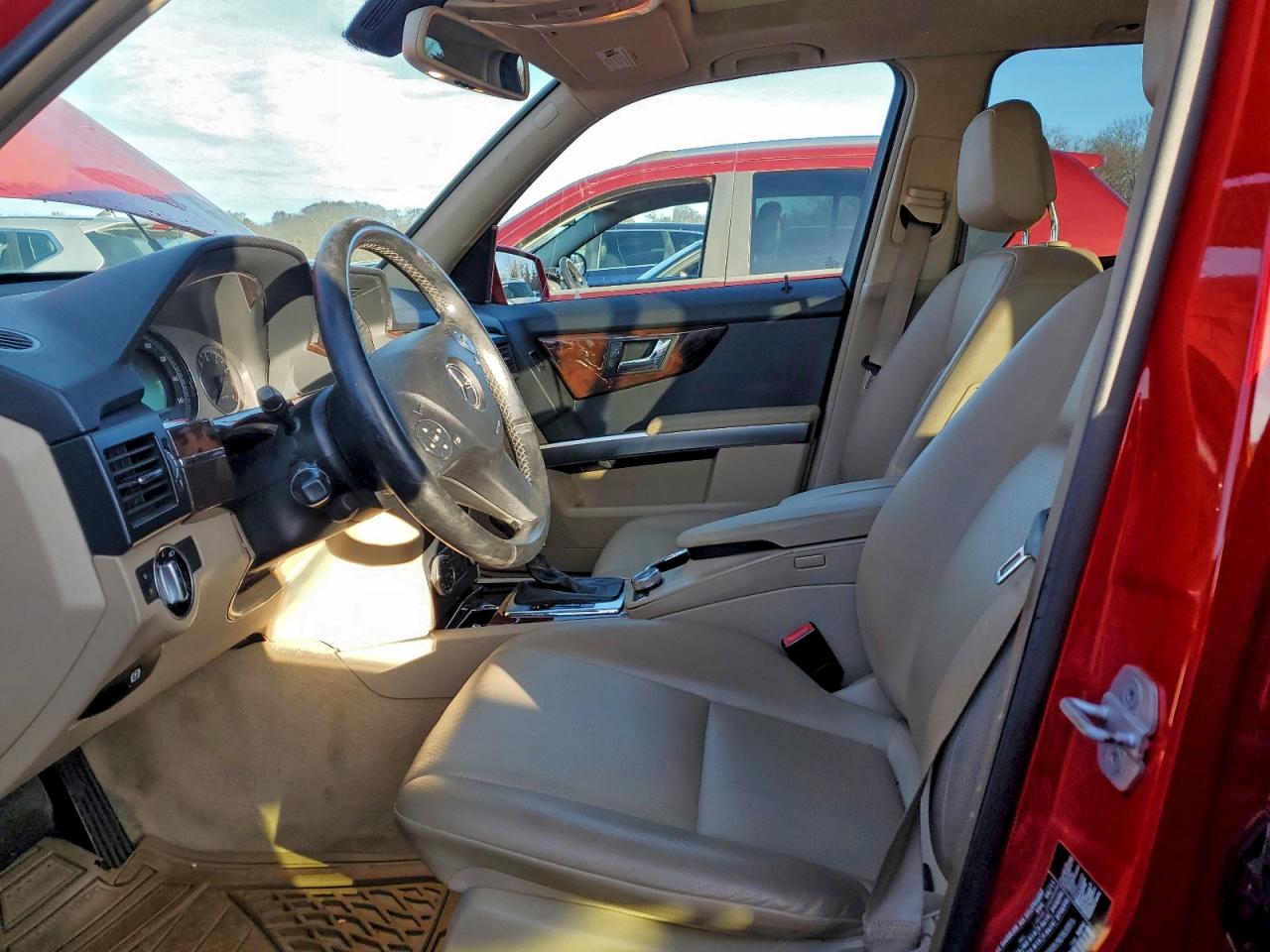 Фото: WDCGG8HB5BF688117