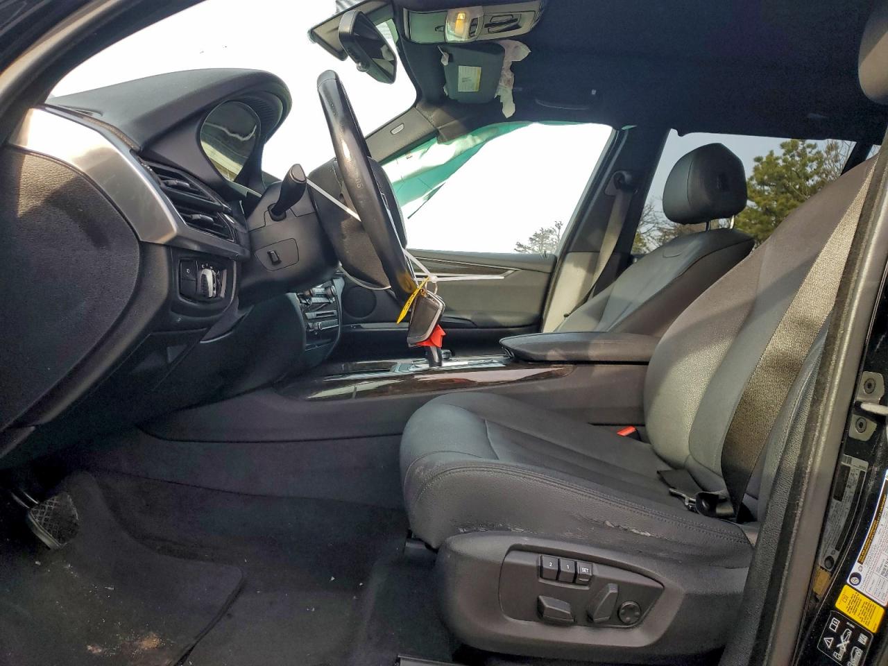 Фото: 5UXKR0C35H0V78142