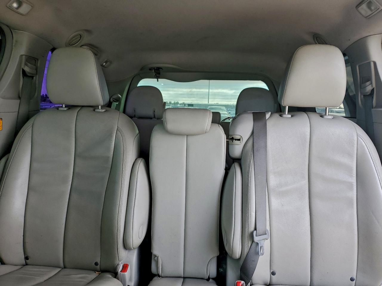 2012 Toyota Sienna VIN: 5TDZK3DC8CS206708 Lot: 94950905